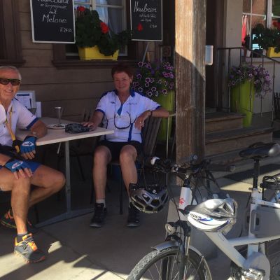 063 Auch die Akkus mussten geladen werden